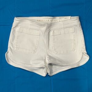 American Eagle Women's White Micro Short Pull On Stretch Size Medium NEW